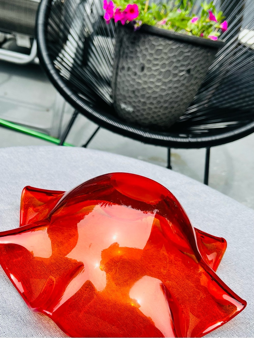 Vintage Amberina Red Orange Ruffled Art Glass Bowl MCM Centrepiece - Picture 14 of 16